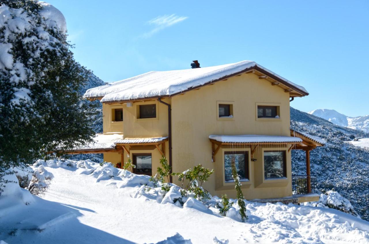 Levandes Houses Kalavryta Luaran gambar
